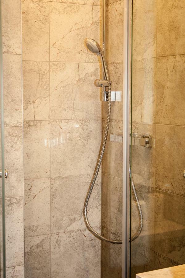 וינה Studio Thalia Next To Metro מראה חיצוני תמונה